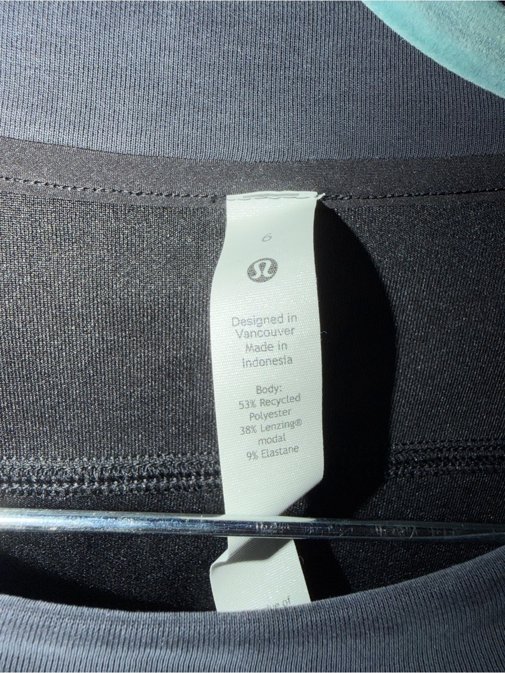 lululemon athletica Cozy Crewneck Sweatshirt in Deep Navy - Picture 3 of 3